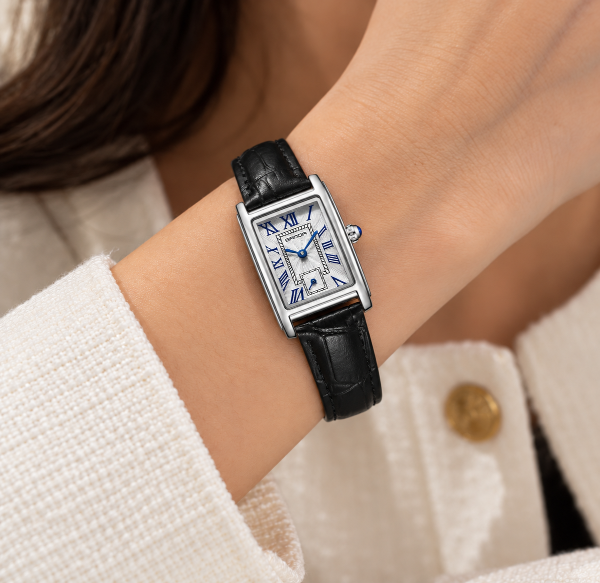Relógio Feminino La Chaux Prateado Pulseira Preta Femme Montaise